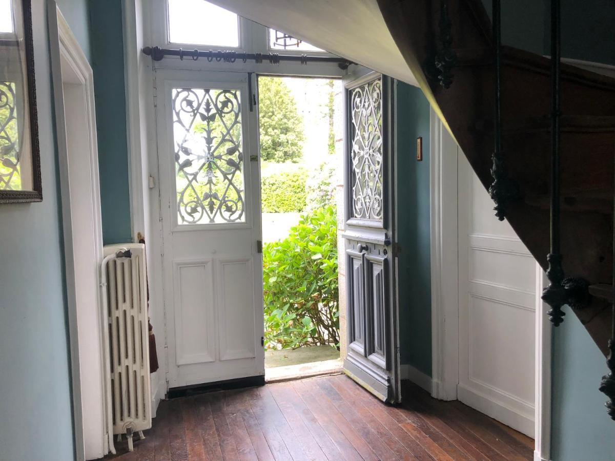 Maison Ruth Montbray Extérieur photo
