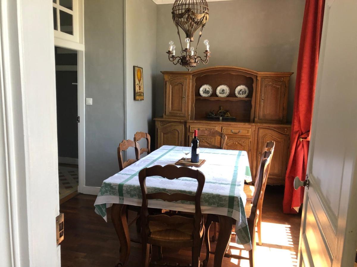 Maison Ruth Montbray Extérieur photo